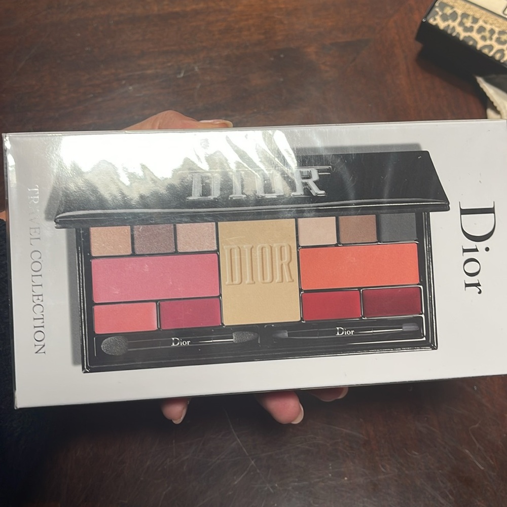 ❤️❤️SKLD❤️❤️Dior Couture Limited Edition Palette - Picture 4 of 5